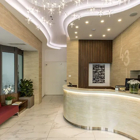 43 Station Hotell 3*