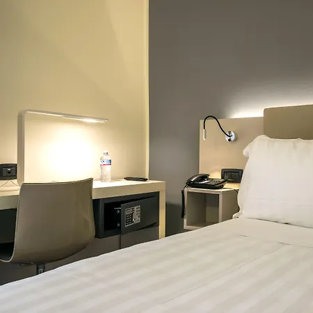 43 Station Hotell 3*
