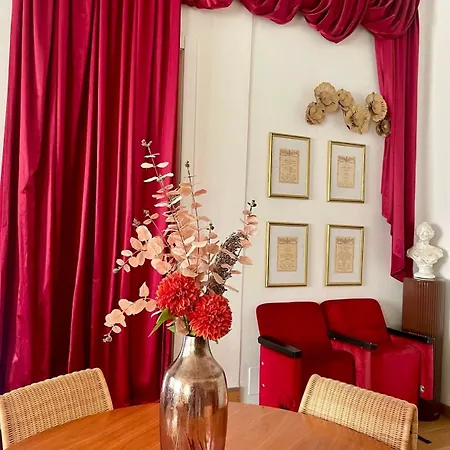 Appartement Intomilan I Design Galleria Del Corso Milaan