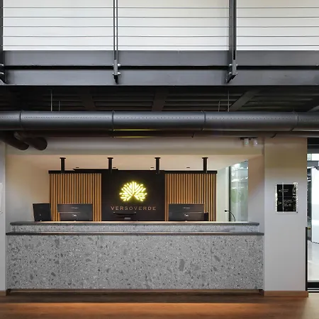 Versoverde Alzaia Naviglio Grande Milán