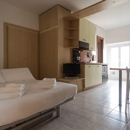 Bligny 39 A Apartmán *