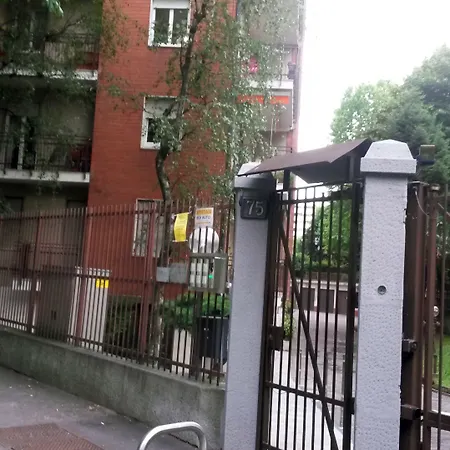 A San Siro 75 4* Milan