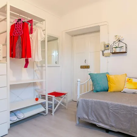 Commenda White Apartment