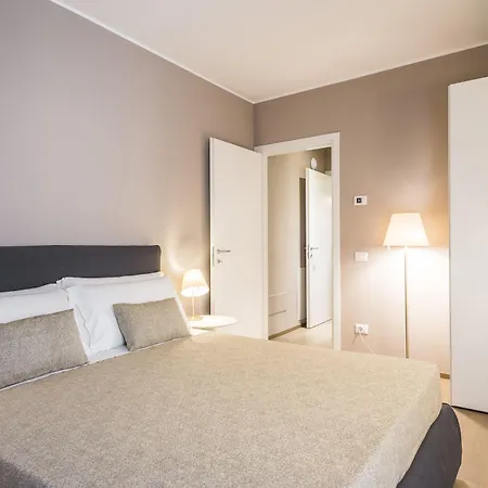 Myplace Corso 11 *