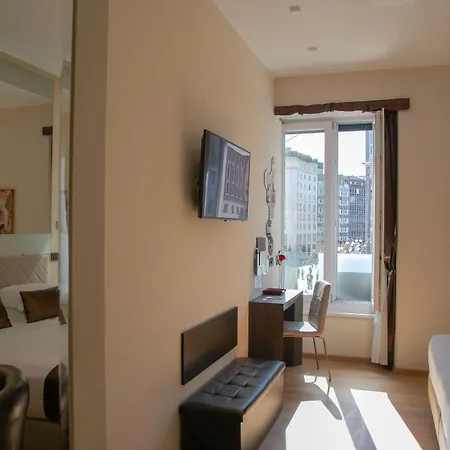 Ah - Fashion District 米兰