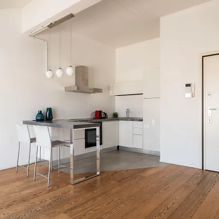 Easyhomes - Brera Luxury