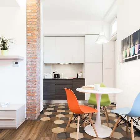 Italianway Easy - Ciaia 6 Milan