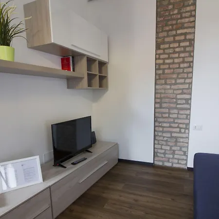 Italianway Easy - Ciaia 6 Milan