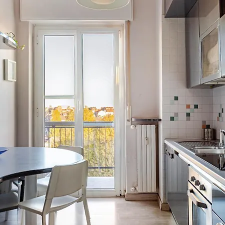 Bright With Canal Balcony * ミラノ