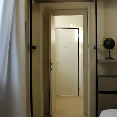 Yr - Duomo - 7' A Piedi Da Piazza Duomo Milaan