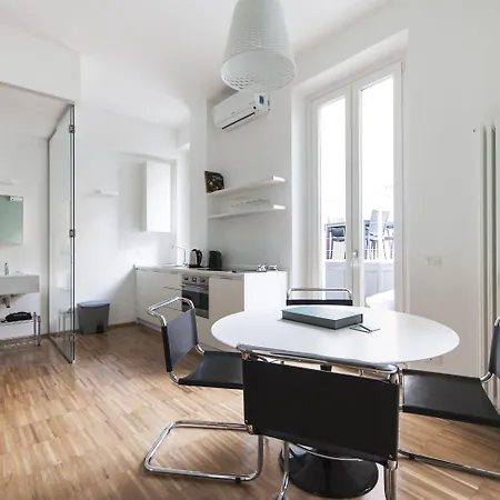 Apartment Brera In Center