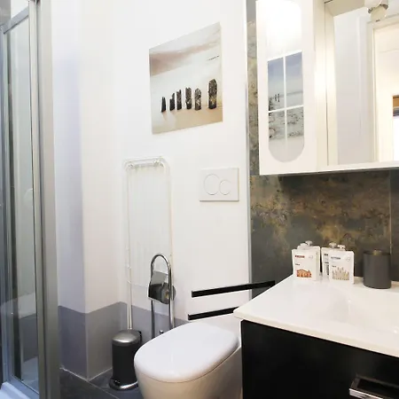 Apartament Italianway Easy - San Pietro All'orto 3 *