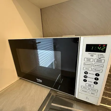 Charming Close To The Olympic Village *