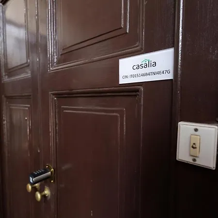 Modern 2br 2ba Metro Access 12min Duomo Сasa de vacaciones *