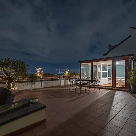 10' Navigli, Penthouse With Panoramic View Apartament Mediolan