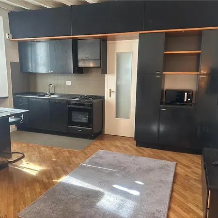 Casa Ferretti - Corso Milan