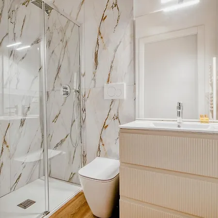 Hostmate - - Piero Francesca - Sempione