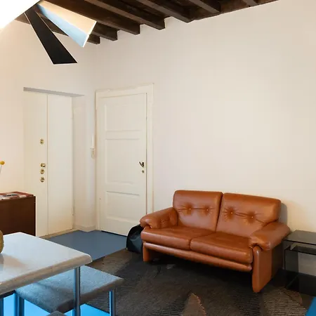 Splendido Trilocale Di Design Nel Centro Di - Mirable Pm Milano