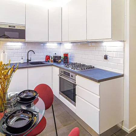 Appartement Elegance 10 Min To Duomo & Station