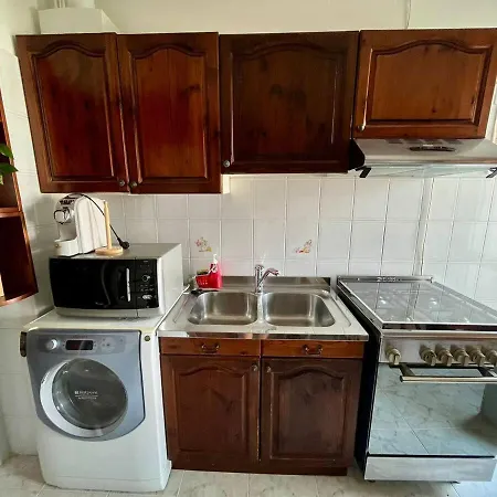 Attaccato M2 * Milán