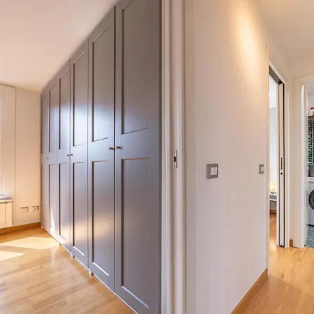 Apartament 10' Navigli, Penthouse With Panoramic View Mediolan