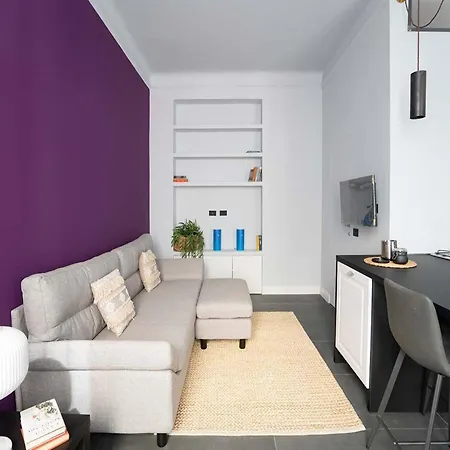 Charming Modern Near Argonne Milán