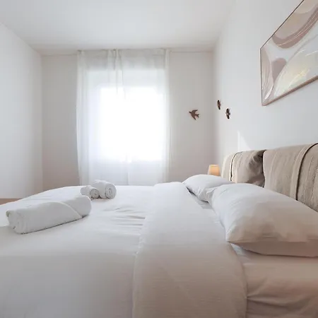 Primopiano - Corsica Apartamento Milán