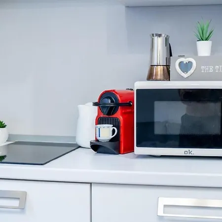 Close Station New Mini Loft Ac Wifi