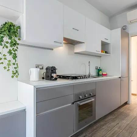 Апартаменты Giambellino Trilocale Accogliente Con Garage *