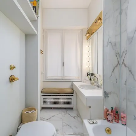 Appartement Maison Lumiere - A Few Steps From Station