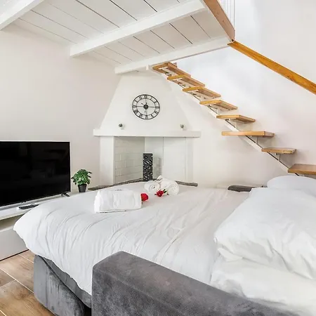 Sant Ambrogio-centre Of The Town-castle 1min-duomo4 Min Διαμέρισμα *