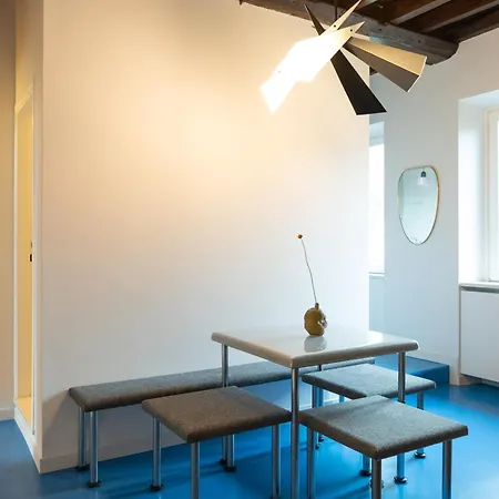 Splendido Trilocale Di Design Nel Centro Di - Mirable Pm