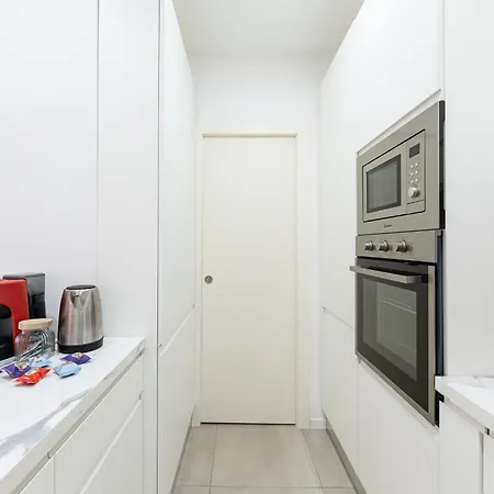 Valtorta Living - Elegant 3br Mm Turro Appartement *