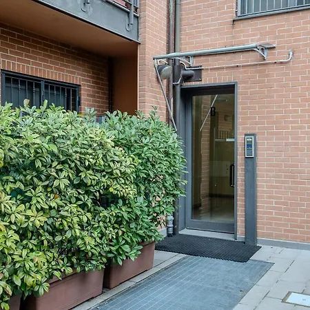 Casa Con Giardino Vicino Linate, 5 Minuti Arena Olimpica *