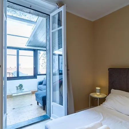 Shopping District -200 Mq - 8 People Lägenhet