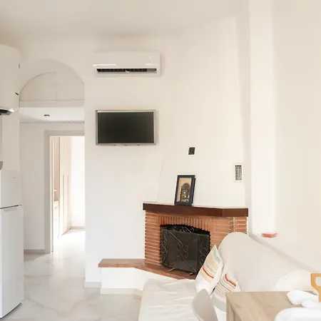 Elegant One Bedroom In Rovereto - Mirable Pm