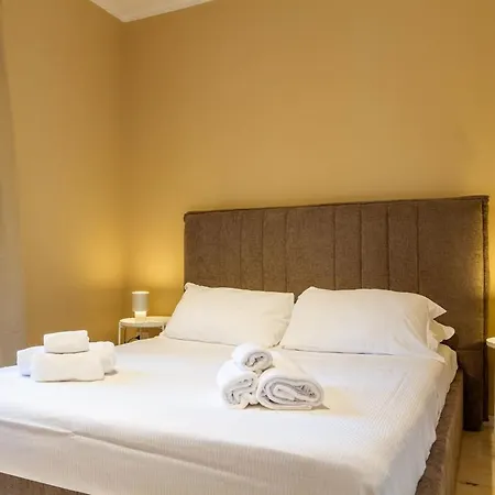 Shopping District -200 Mq - 8 People