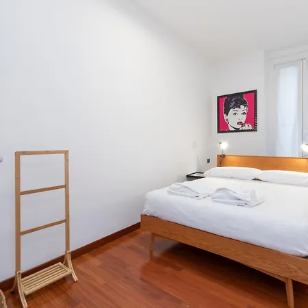 I-host - Ripa Navigli Milan