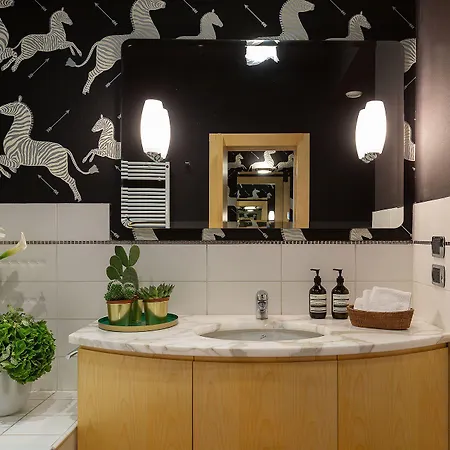Zebra Naviglio 4* Milán