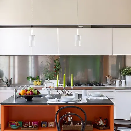 Pensión Zebra Naviglio 4*