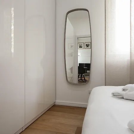 Italianway Easy - Segrino 6 Mediolan