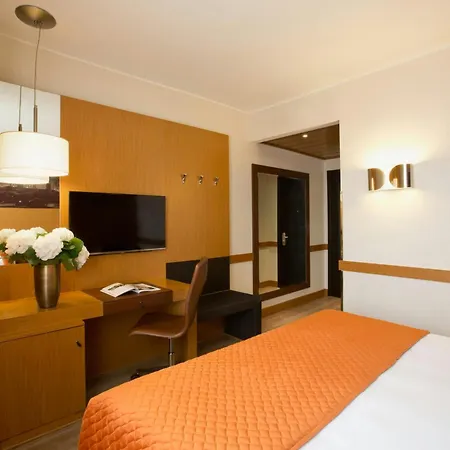 Starhotels Tourist
