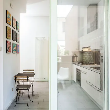 Easyhomes - Piola Bazzini Milan