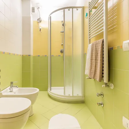 Daire Alessia's Flat- Portello 3 Milano