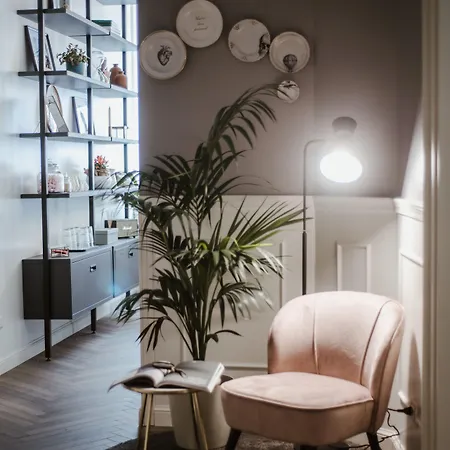 Cà Bèla - Porta Romana 4*