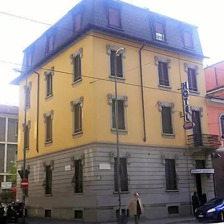 Hotel2000 2* Mediolan