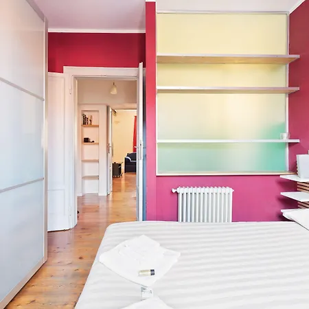 Guesthost - Corso Buenos Aires Colourful Flat * Mailand