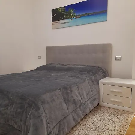 Loft Moderno Zona 8 밀라노