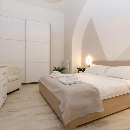 Vivimihome - Duomo Cioffi House