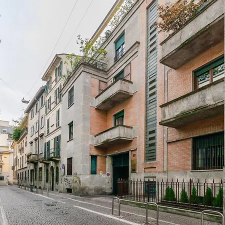 San Babila Executive - Discover The Historic Centre Of Милан